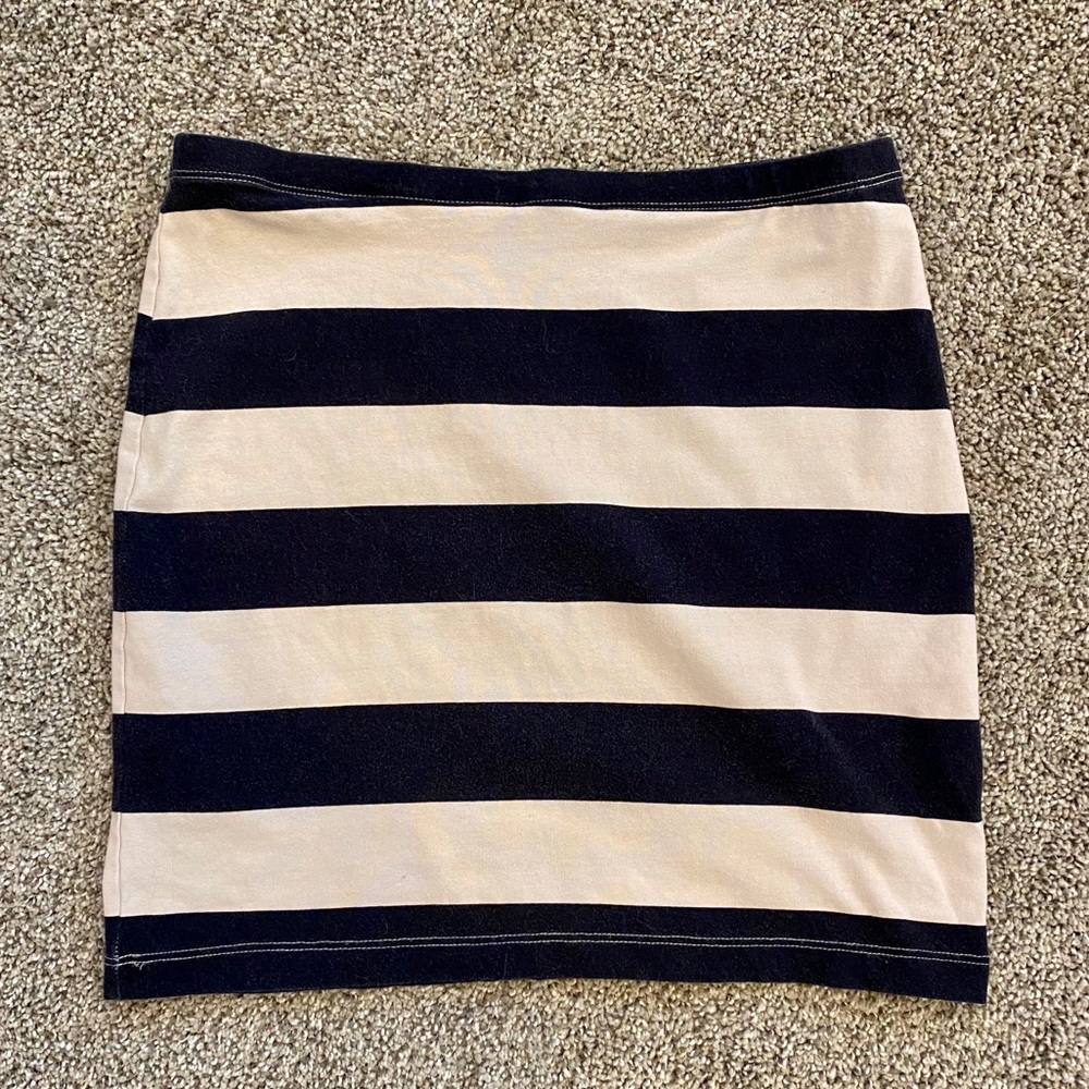High waisted skirt